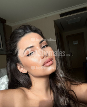 Photo escort girl Monica: the best escort service