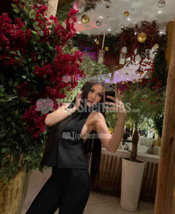 Photo escort girl Ami: the best escort service