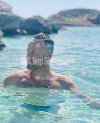 Photo escort girl Petter: the best escort service