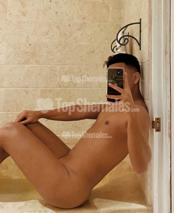 Photo escort girl Andrei: the best escort service