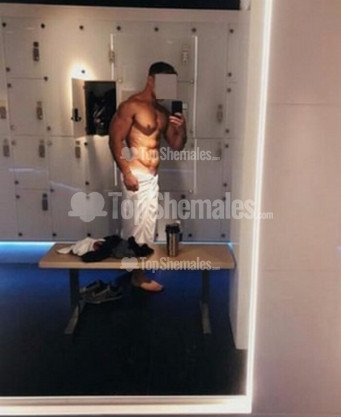 Photo escort girl TomTopClass: the best escort service