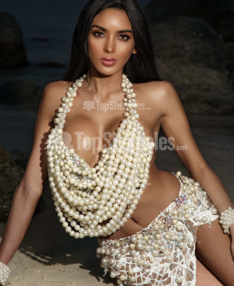 Photo escort girl Yuumi: the best escort service