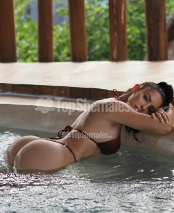 Photo escort girl Emmanuel : the best escort service