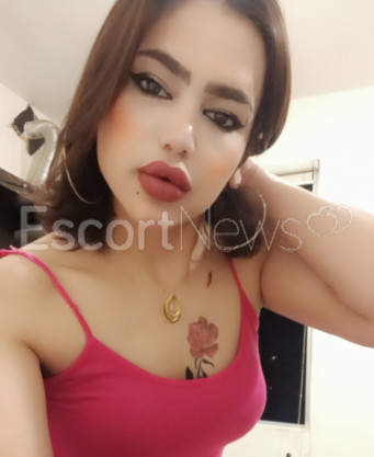 Photo escort girl Roro: the best escort service