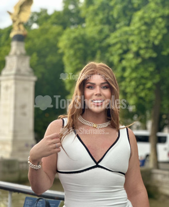 Photo escort girl Vick: the best escort service