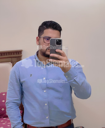 Photo escort girl Ali Azlan: the best escort service