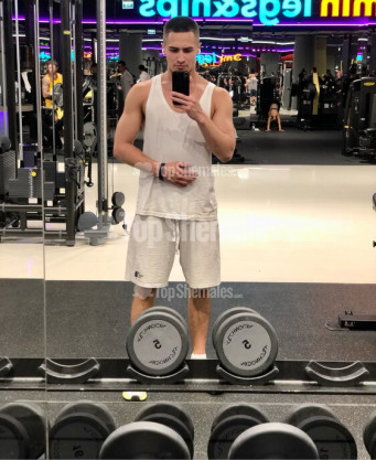 Photo escort girl Vlet: the best escort service