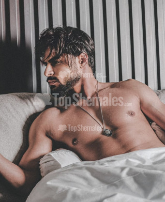 Photo escort girl yassinenasser: the best escort service