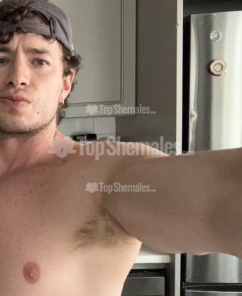 Photo escort girl Basstiann : the best escort service