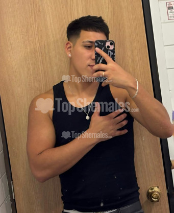 Photo escort girl LatinBoyXL: the best escort service