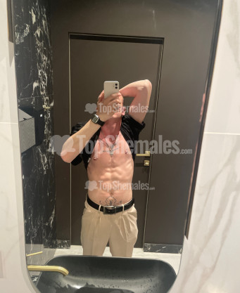 Photo escort girl EliteVibes : the best escort service