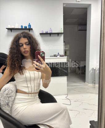 Photo escort girl TeddyEuBanks: the best escort service