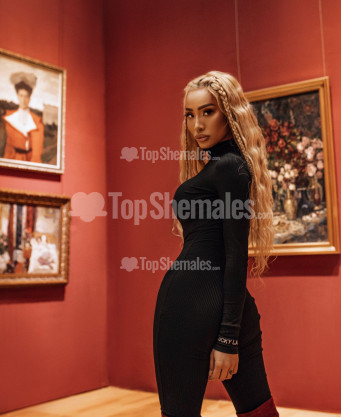 Photo escort girl Ruslana : the best escort service