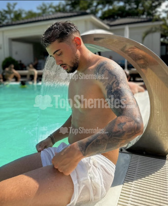 Photo escort girl AlbertoCruz: the best escort service